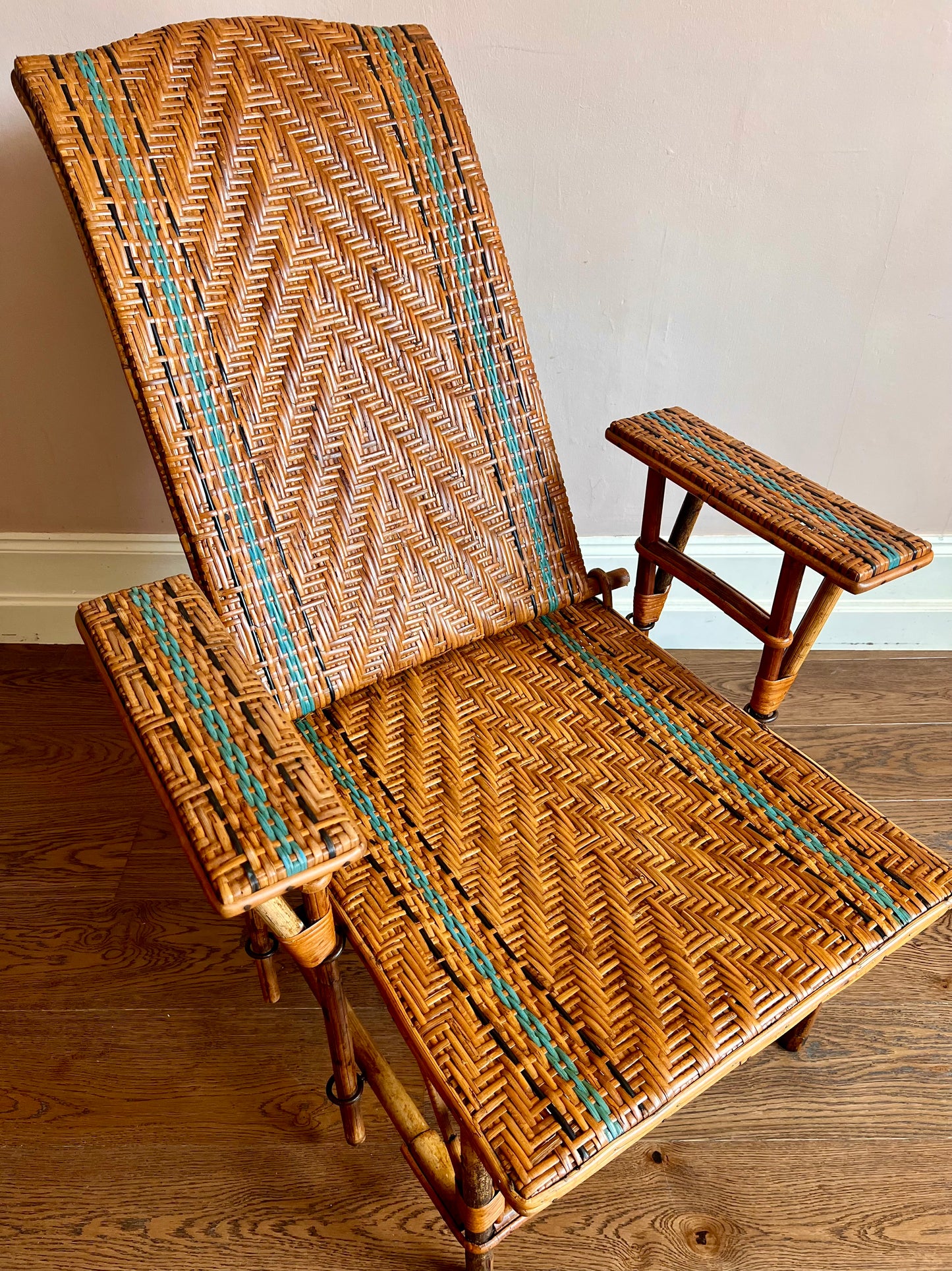 1920s French Rattan & Bamboo Chaise Longue